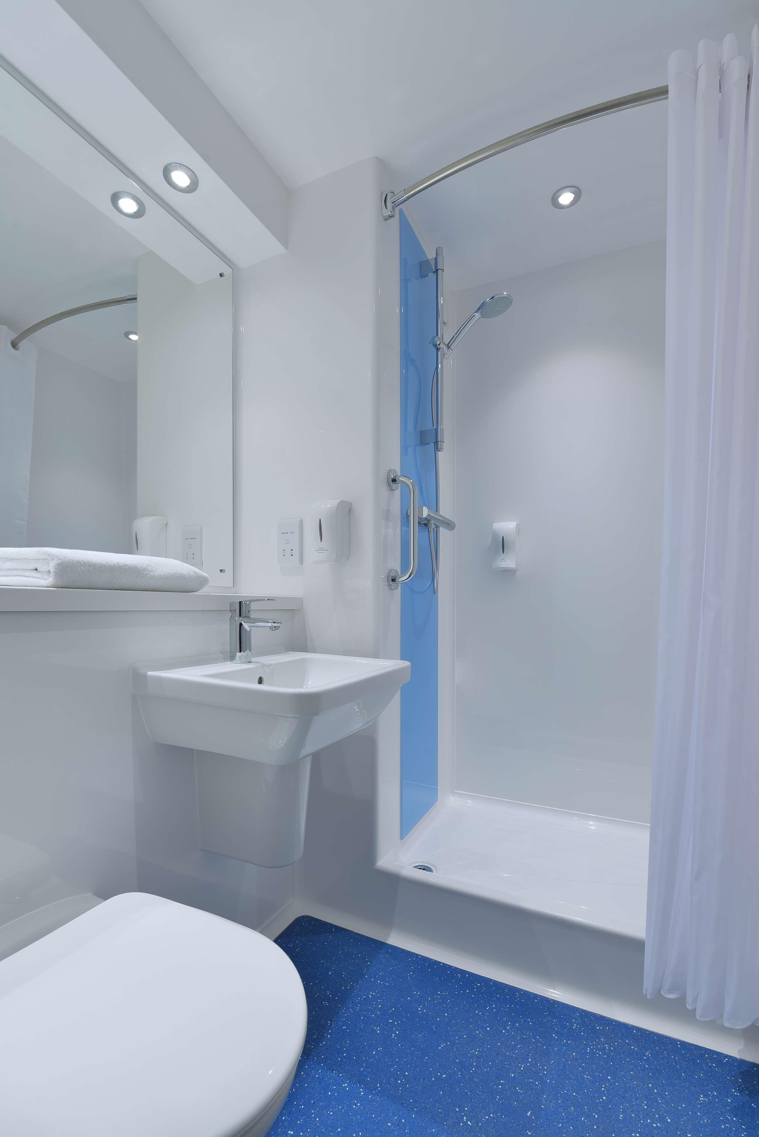 Travelodge Waterford Extérieur photo
