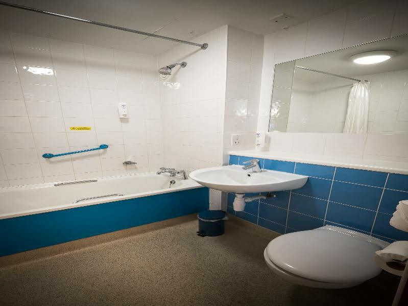 Travelodge Waterford Extérieur photo